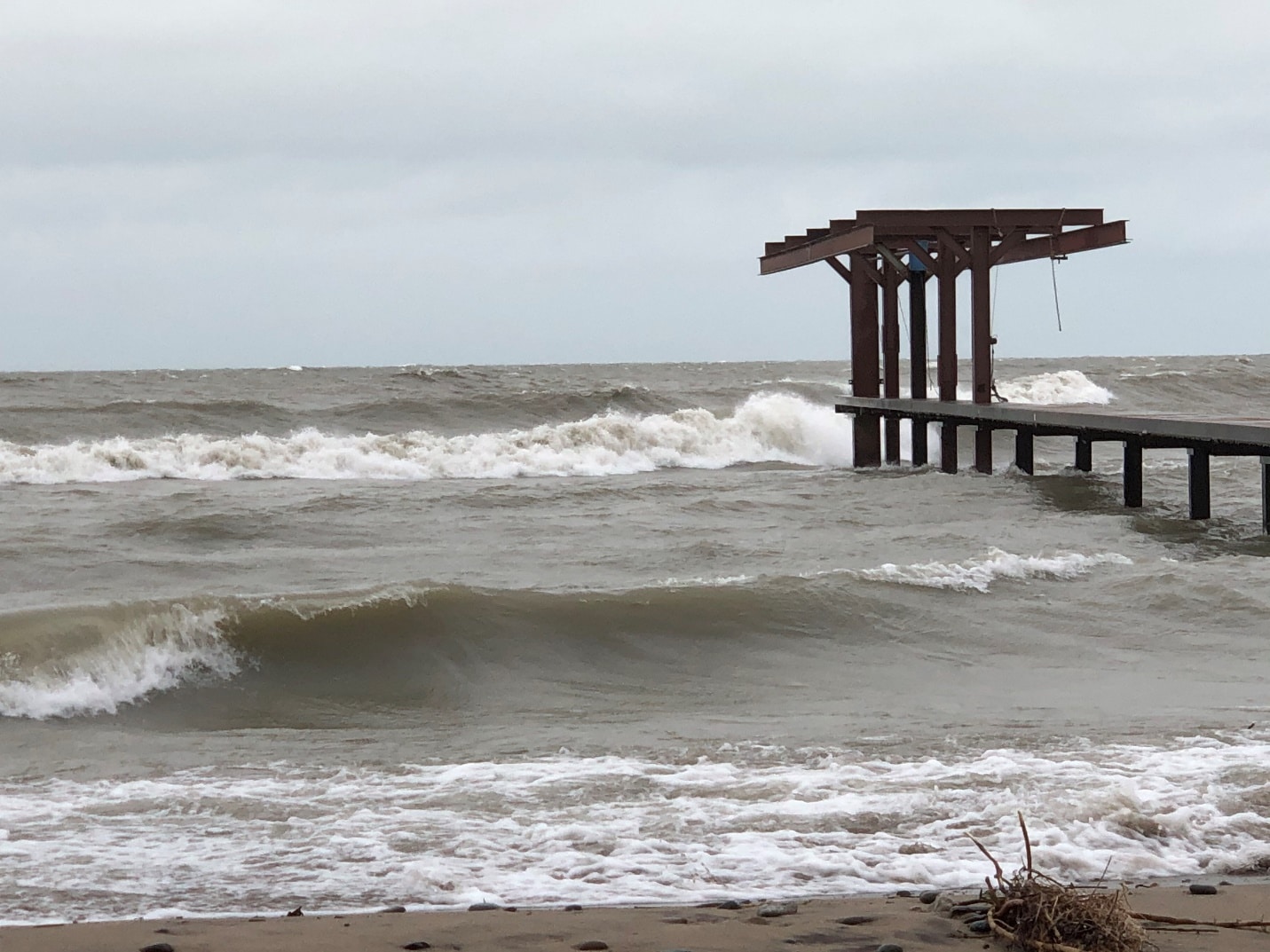 The Best Custom Engineered Boat Lifts platinum elevator lift