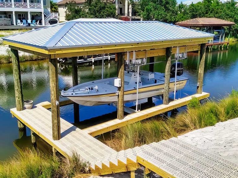 Boat House Lifts │ IMM Quality Boat Lifts