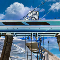 This large Titan yacht lift features powder coated top beams as accessories